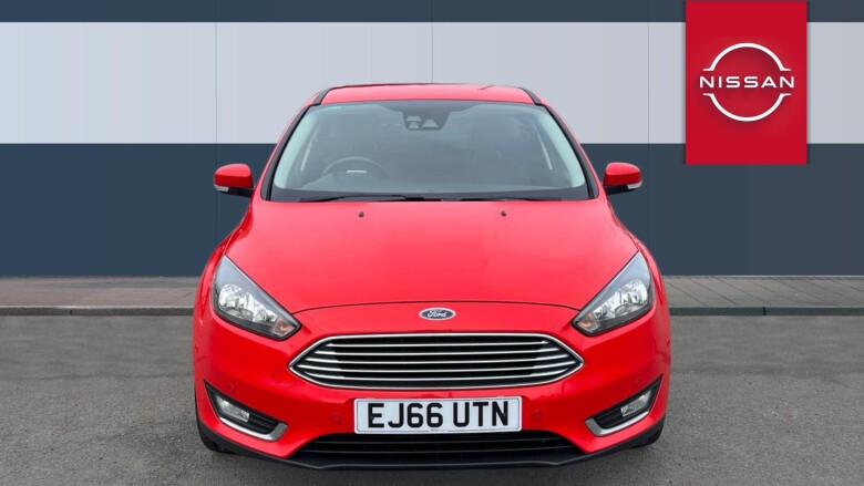 Ford Focus 1.0 EcoBoost 125 Titanium 5dr Petrol Hatchback